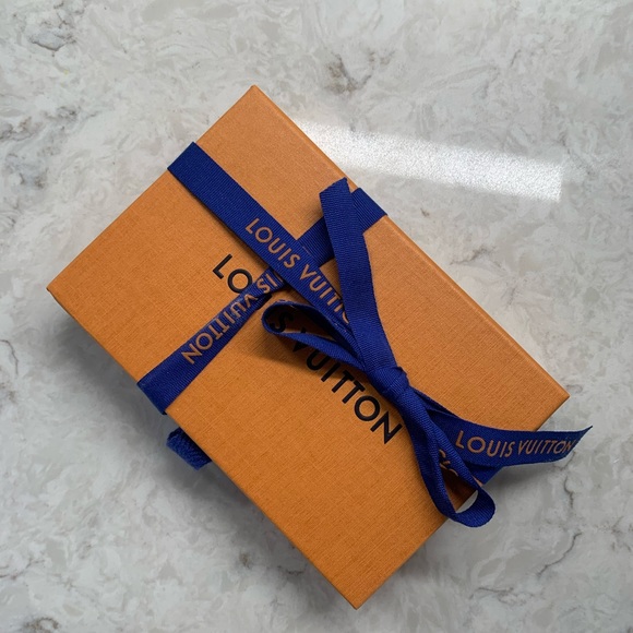 SOLD: Louis Vuitton Key Pouch - Picture 6 of 7